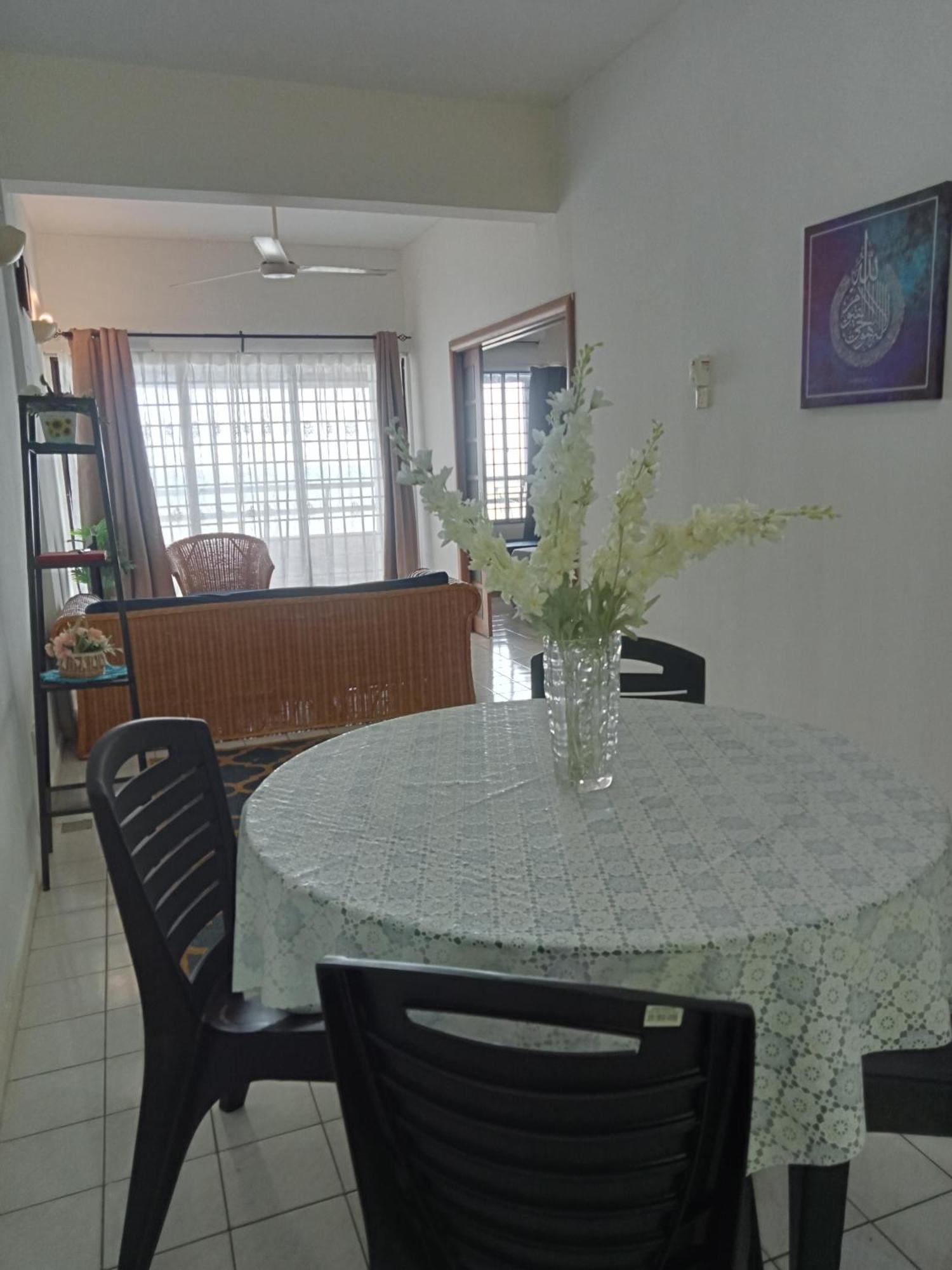 Lestari Seaview Homestay 波德申 外观 照片